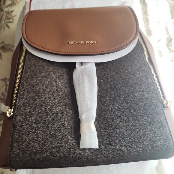 Michael Kors Backpack Bag Phoebe Medium Flap Drawstring Backpack Brown NWT - Picture 3 of 4